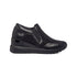 Sneakers nere con inserti elastici e piccole borchie Lora Ferres, Donna, SKU w013000074, Immagine 0